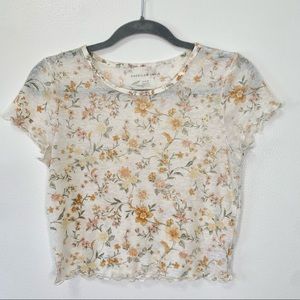 American Eagle Cropped T Shirt Floral Print Size M